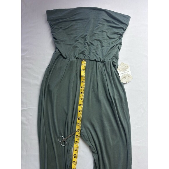 Altar'd State Womens Small Soft Green Halter‎ Top Jumpsuit NWT - Picture 4 of 11